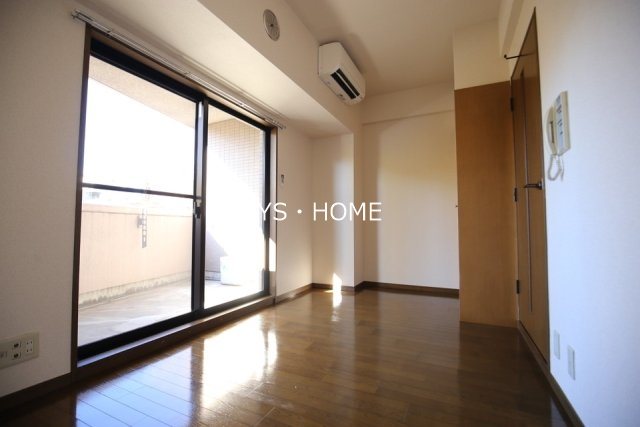 ロイヤルパレス高円寺 リビング