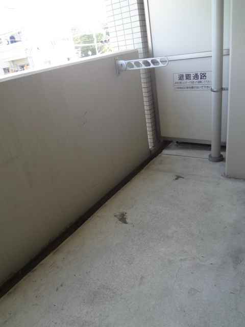 ヴィクトアール吉野　 ベランダ