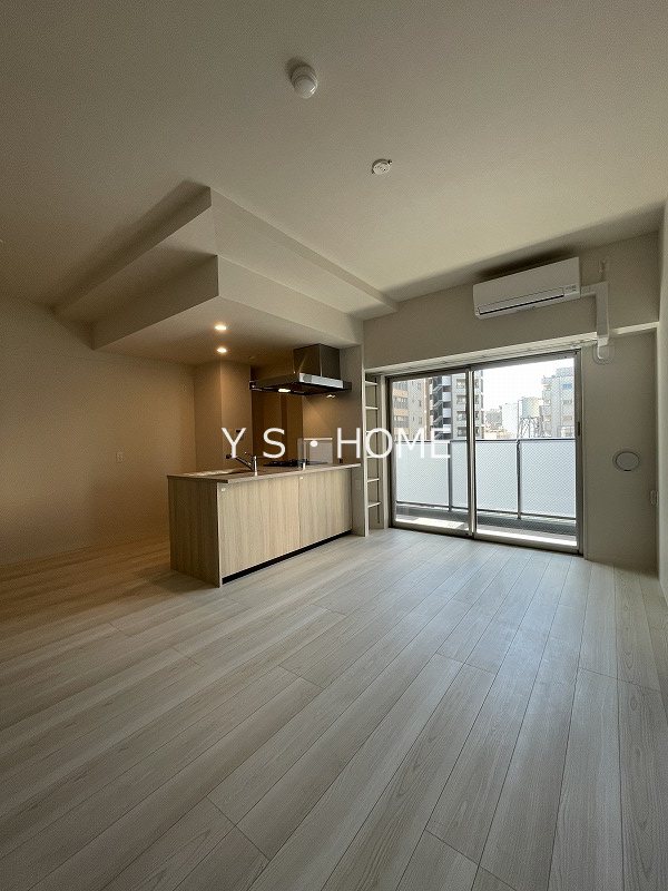 エルデ国立  リビング