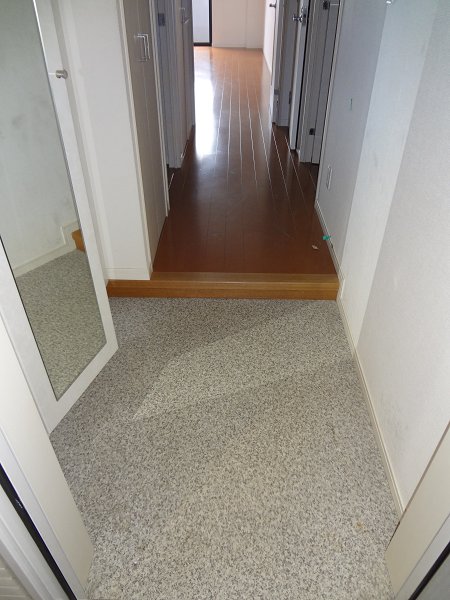 イストワール 玄関