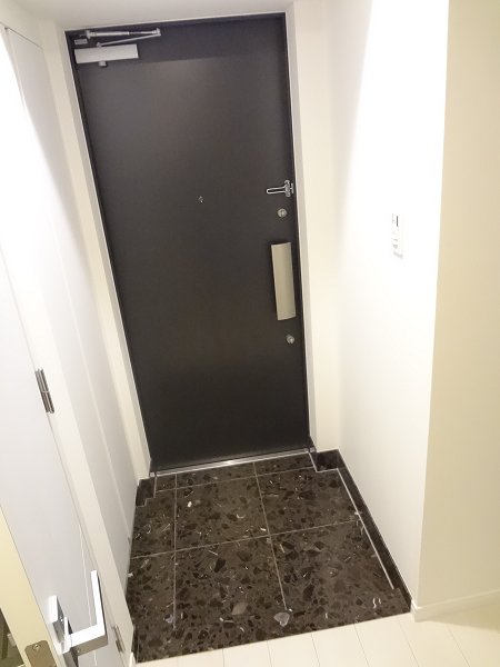 メインステージ西荻窪駅前ソレイユ 玄関