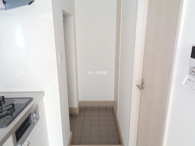 エスパシオン中野 B棟  玄関