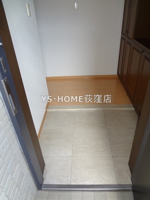 ソフィアコート南荻窪 玄関