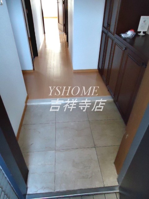 ソフィアコート南荻窪 玄関