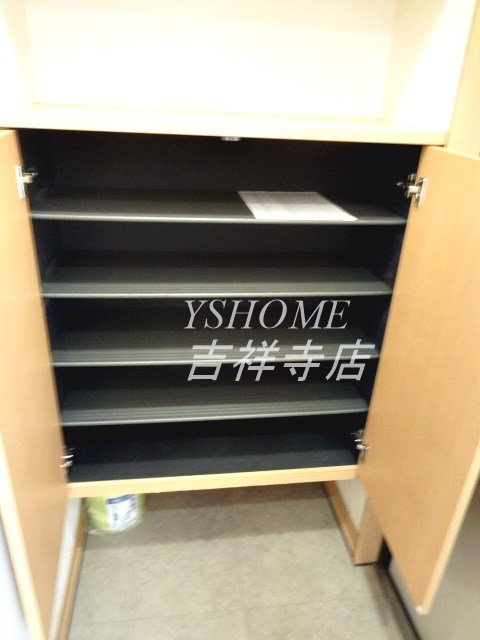 善福寺プロヴァンス 玄関