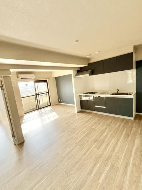 ライオンズマンション恋ヶ窪 リビング