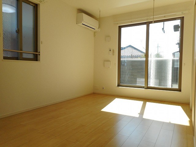 レフィナード リビング