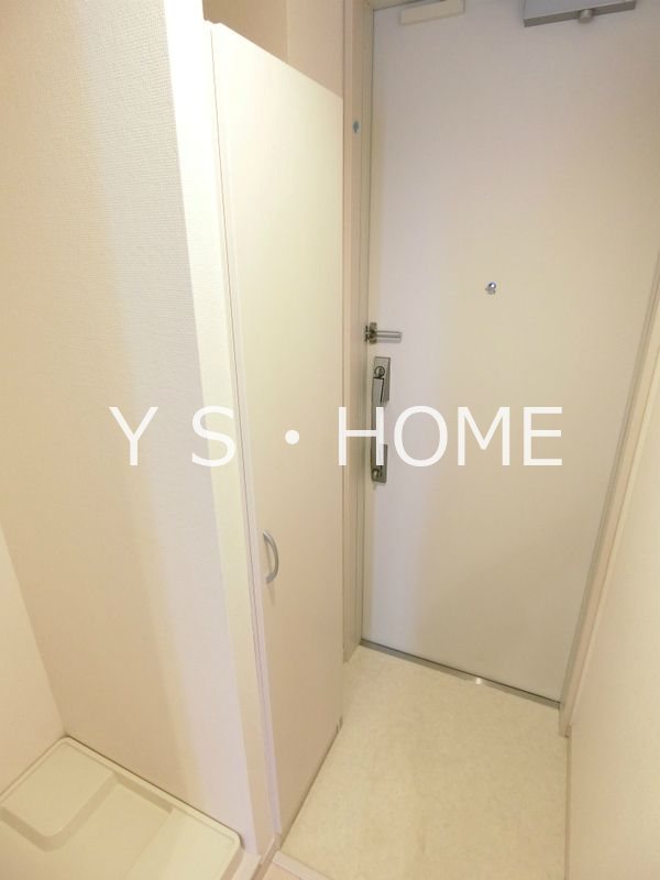 リブリ・アルペジオ 玄関