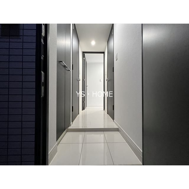 PREMIUM CUBE新中野 玄関