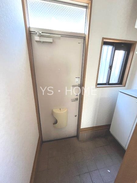 ベルーガ武蔵野     玄関