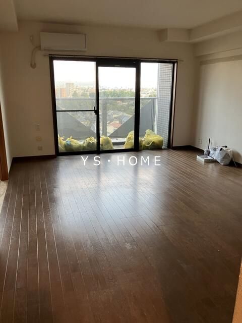 シーリン東伏見 リビング