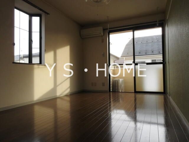 ドエル国立 リビング