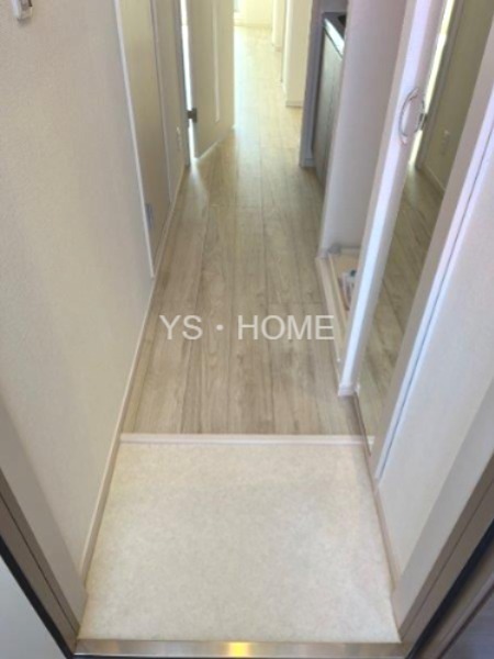 リブリ・デア・メルツ 玄関