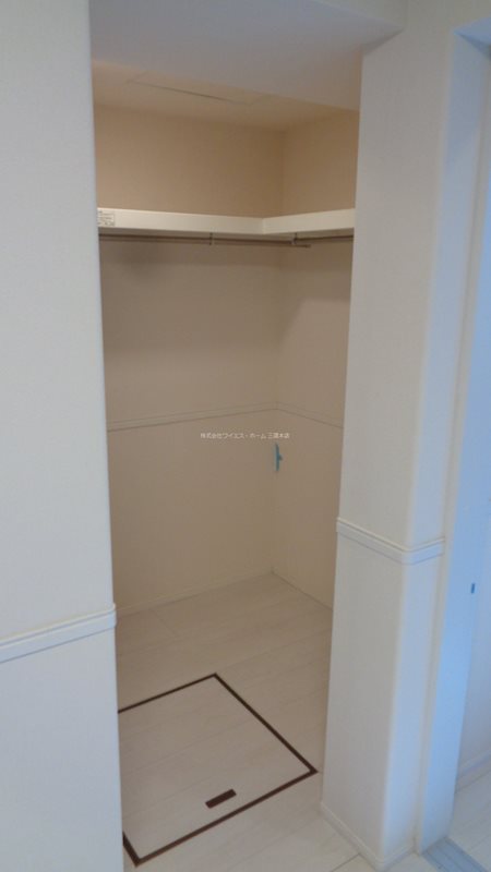 ケイ・フォレスト その他14