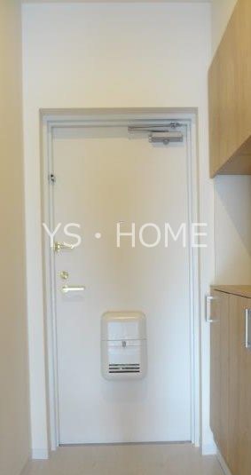 プライムアーバン武蔵小金井 玄関