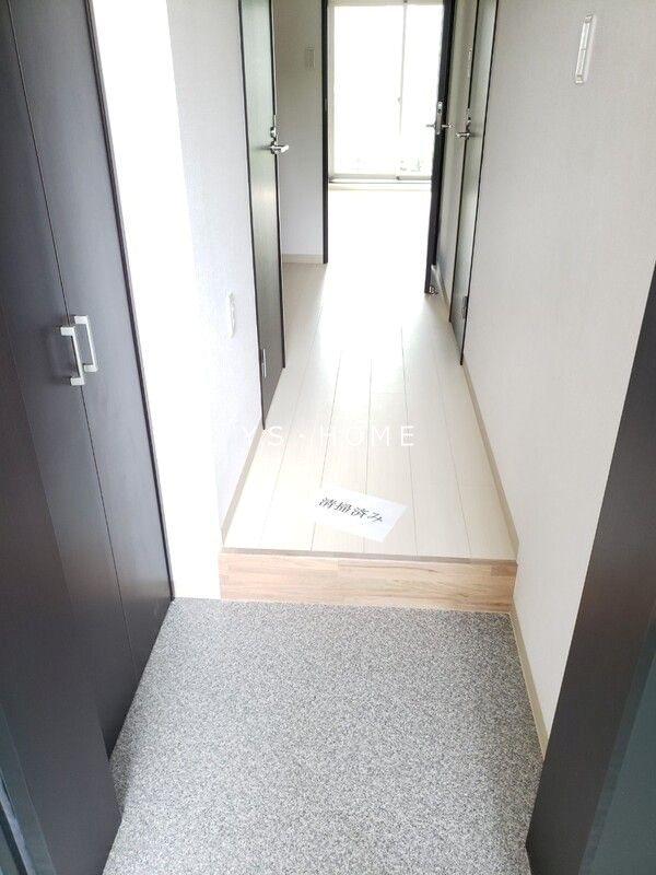 ハイツけやき七番館 玄関