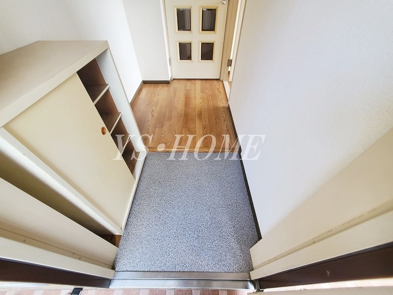 メゾン武蔵関 玄関