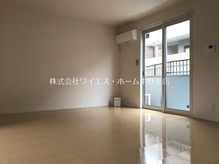 ラディア リビング