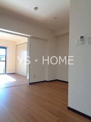 ヴェルヌーブ リビング