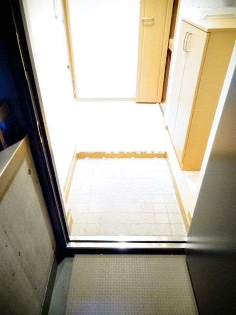 エクセラン　ミカミ 玄関