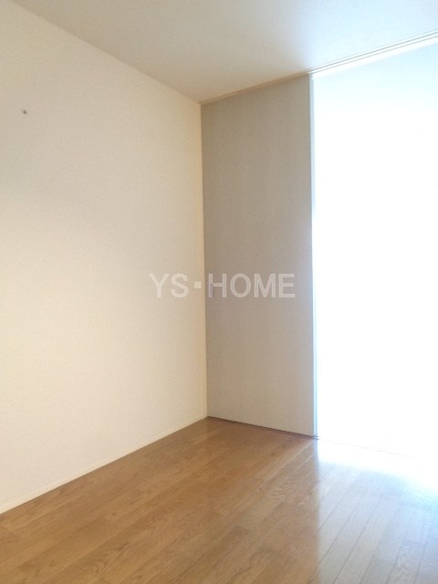 ARONIA(アローニア)   ベッドルーム