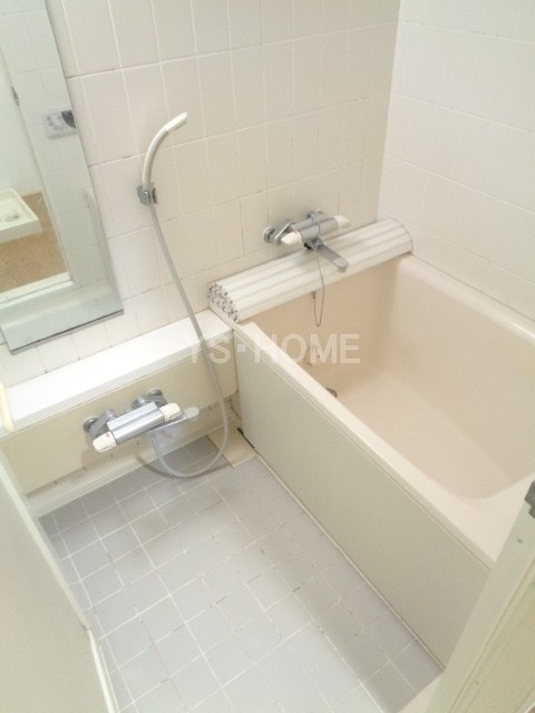 ARONIA(アローニア)   風呂画像