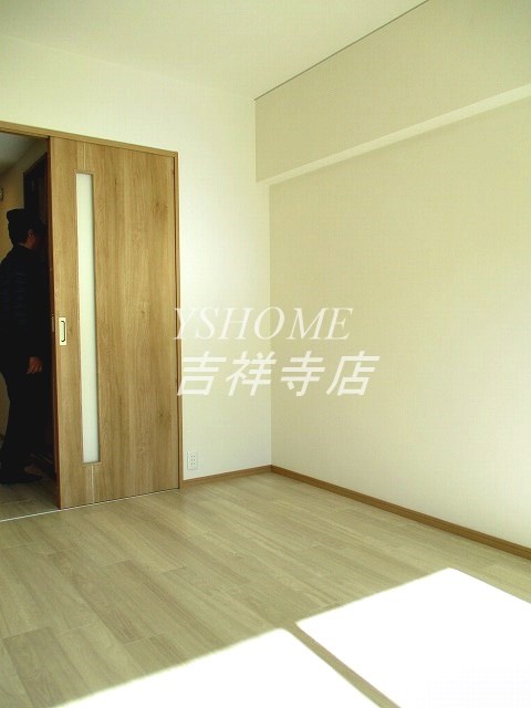 アゼールリドー リビング