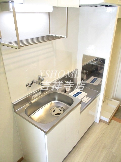 アゼールリドー キッチン