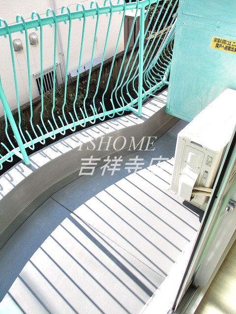 アゼールリドー ベランダ