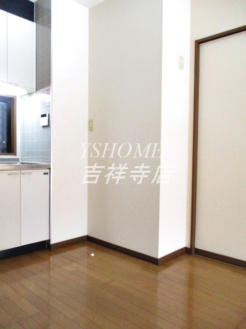 ファインクレスト富士見ヶ丘 リビング