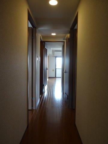 パークハイムF 玄関