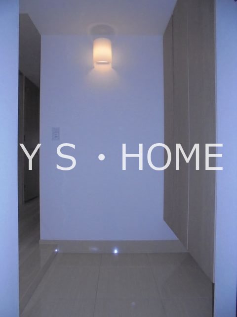 ザ・パークハウス国分寺プレイス   玄関