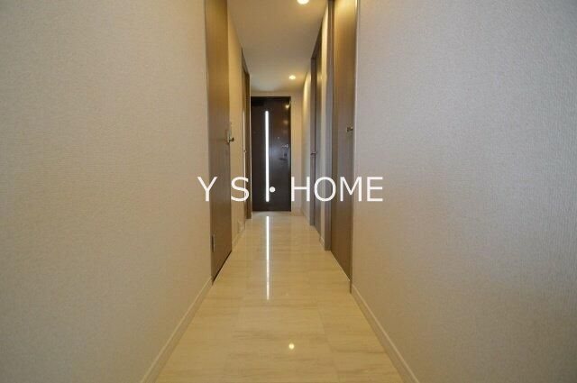 LANAI GRACE KUNITACHI  玄関