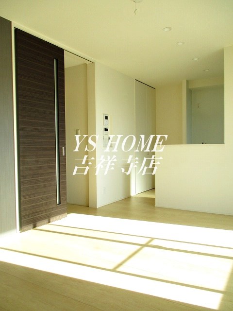 パインクレストハウスⅡ リビング