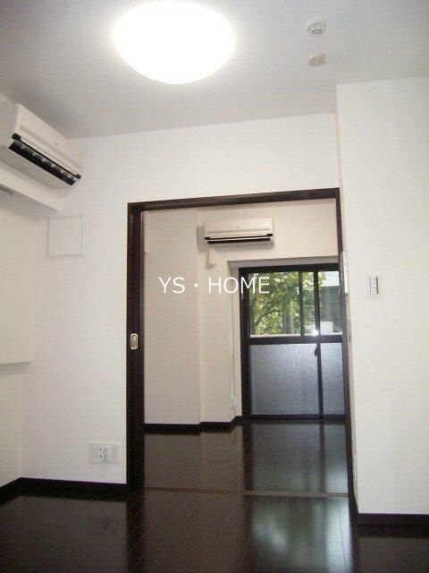 トーシンフェニックス方南町弐番館 リビング