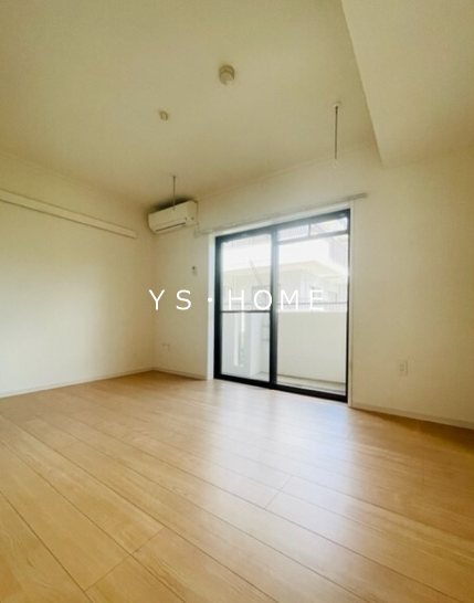 アザレアベニュー関根 リビング