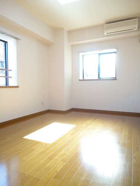 エスポワール本町 ベッドルーム