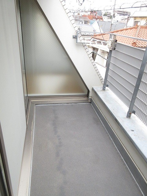 メゾンドサントウル  ベランダ