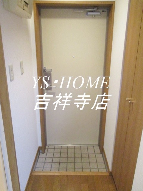 ルクレ荻窪 玄関