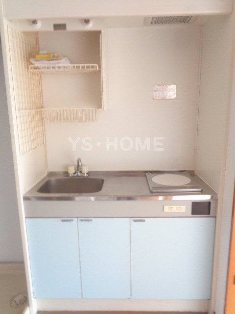 リズ松ヶ丘 キッチン