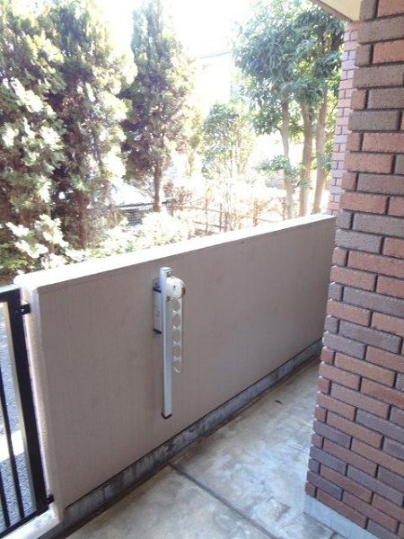 ヴァン・シャルマンＯＺ ベランダ