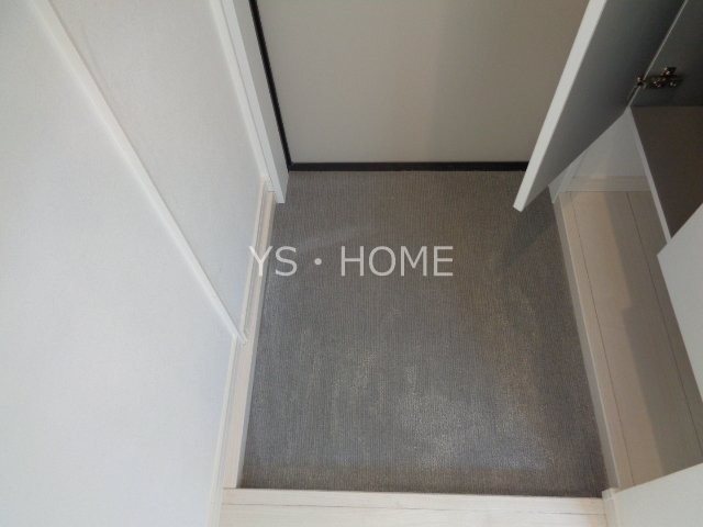 ラ・ソラリス 玄関