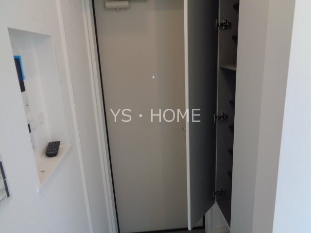 ラ・ソラリス 玄関