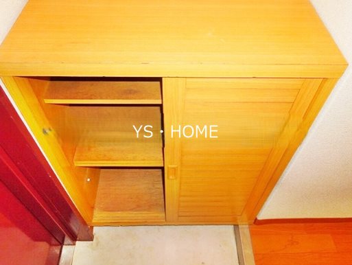 東中野ハイツ 玄関