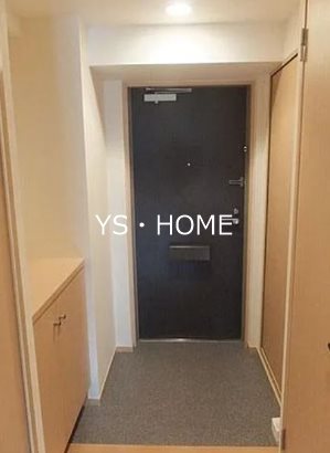 ベジフル北新宿弐番館 玄関