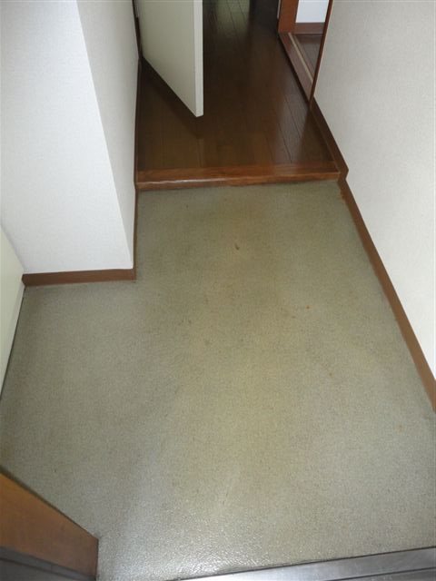 バードランド小金井 玄関