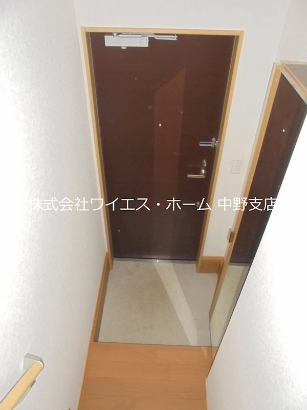 プルームガーデンⅠ  玄関