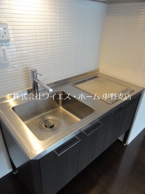 POMONA  キッチン