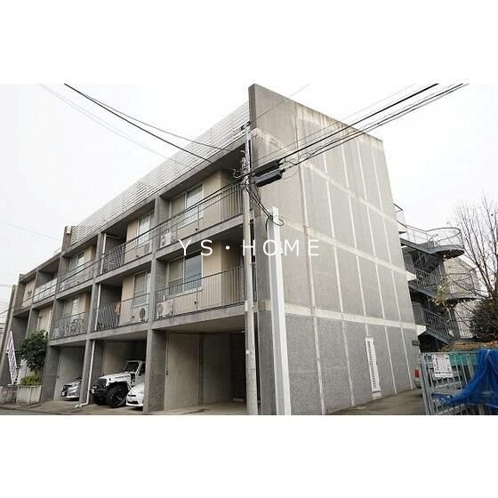 ドルフEAST 外観