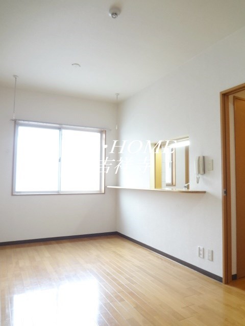 OCTOFOLIA リビング